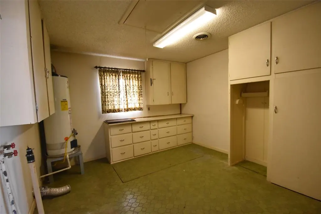 Photo 17 — 820 N University Street, Seminole, OK 74868