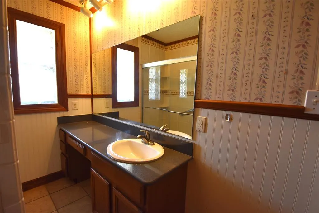 Photo 31 — 820 N University Street, Seminole, OK 74868
