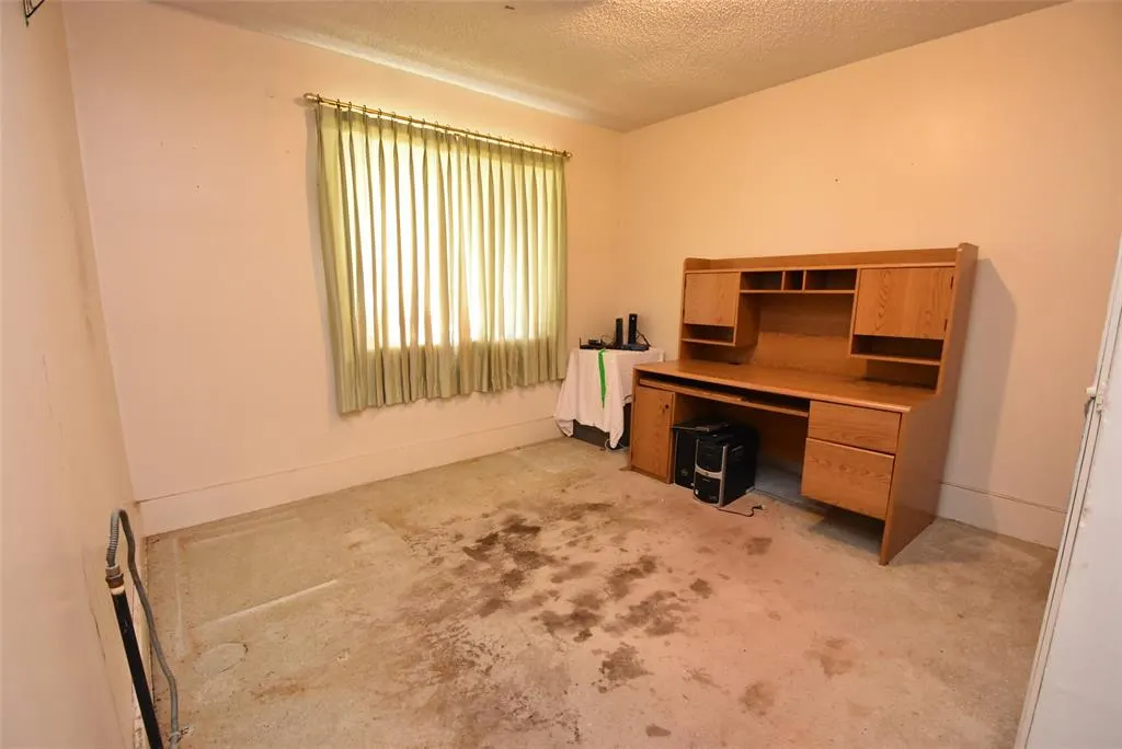 Photo 32 — 820 N University Street, Seminole, OK 74868