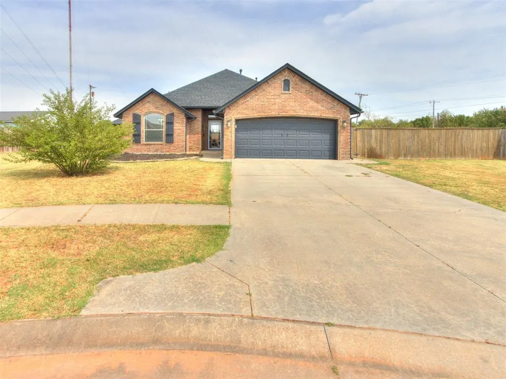 Photo 2 — 3404 Paul Drive, Moore, OK 73160