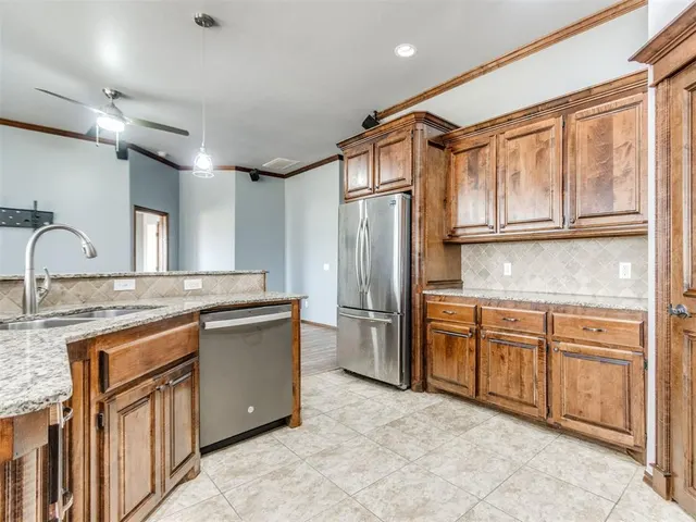 Photo 8 — 3404 Paul Drive, Moore, OK 73160
