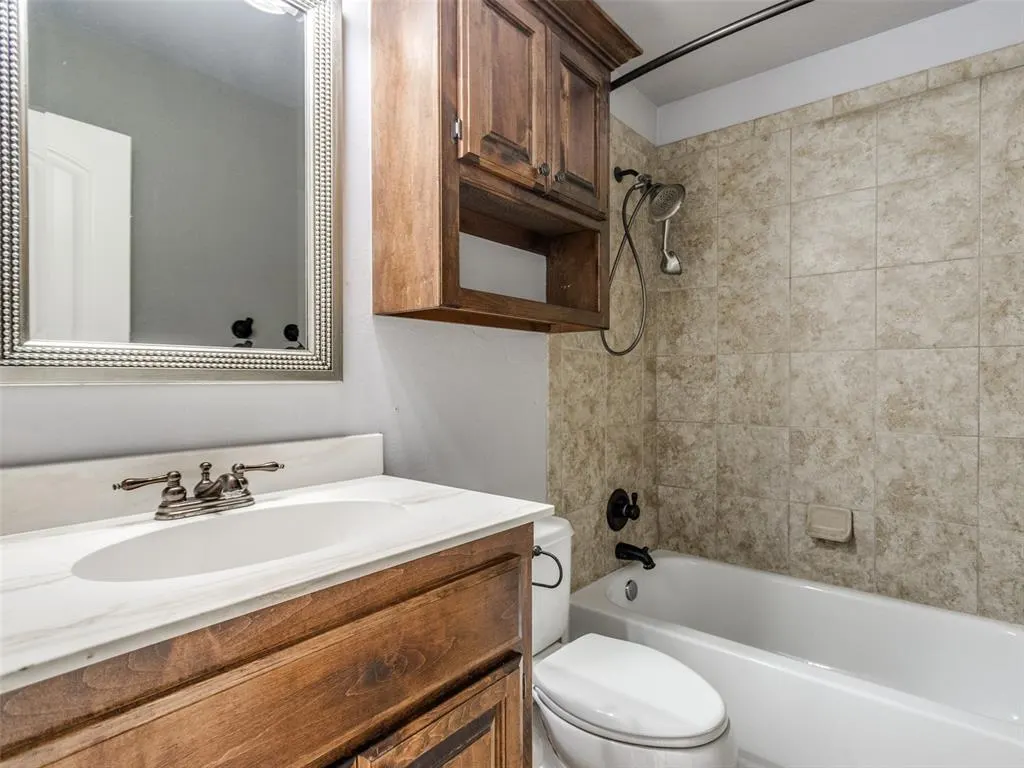 Photo 27 — 3404 Paul Drive, Moore, OK 73160