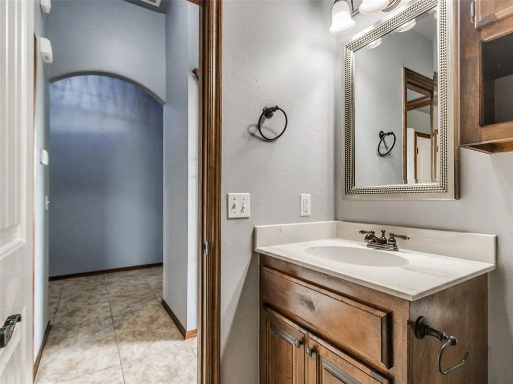 Photo 28 — 3404 Paul Drive, Moore, OK 73160