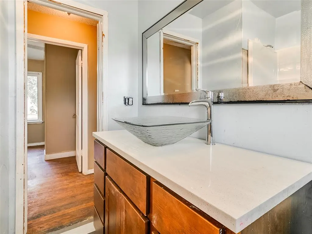 Photo 9 — 407 E Elm Street, Oklahoma City, OK 73110