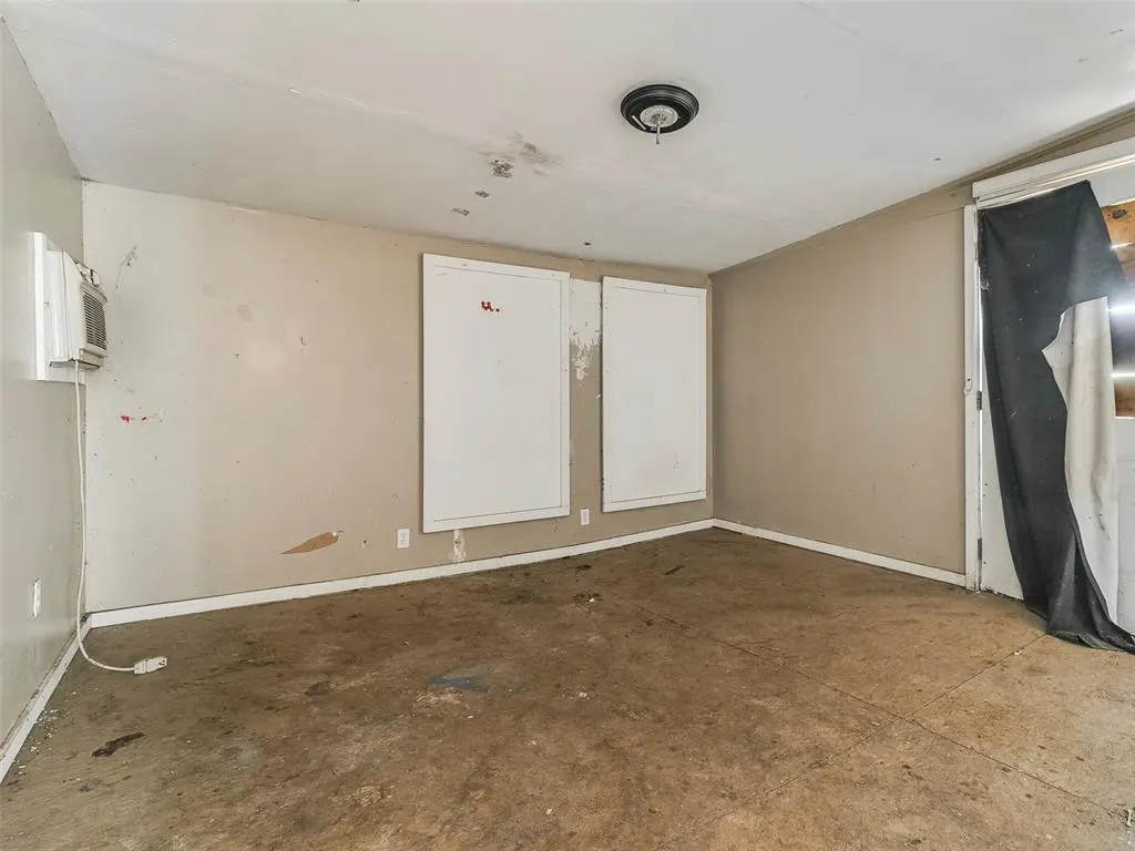 Photo 16 — 407 E Elm Street, Oklahoma City, OK 73110