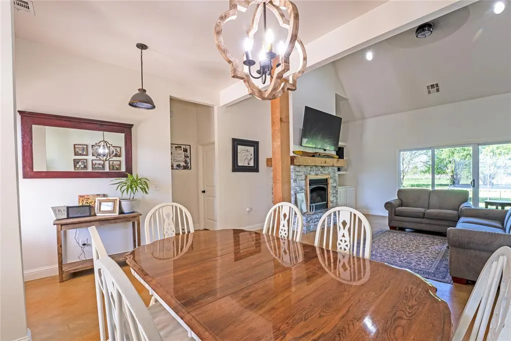 Photo 5 — 124 Kevin Lane, Tuttle, OK 73089