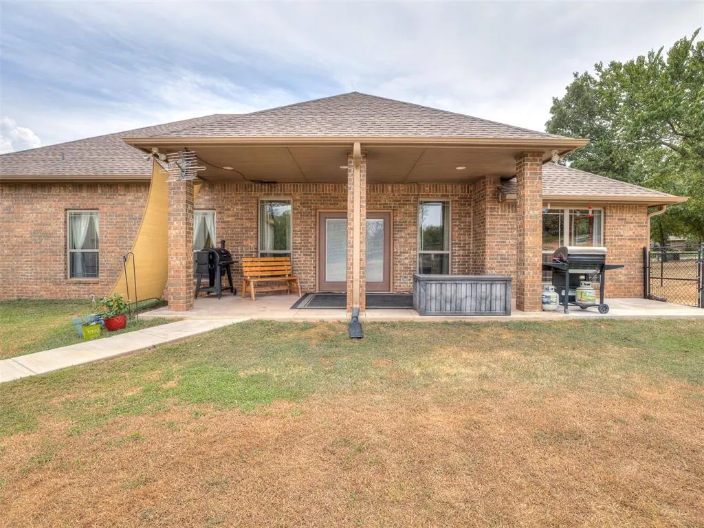 Photo 35 — 2432 County Road 1326, Blanchard, OK 73010