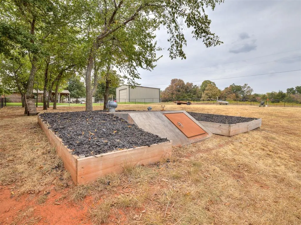 Photo 37 — 2432 County Road 1326, Blanchard, OK 73010