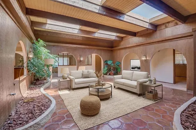 Photo 3 — 6109 Shaftsbury Road, Oklahoma City, OK 73132