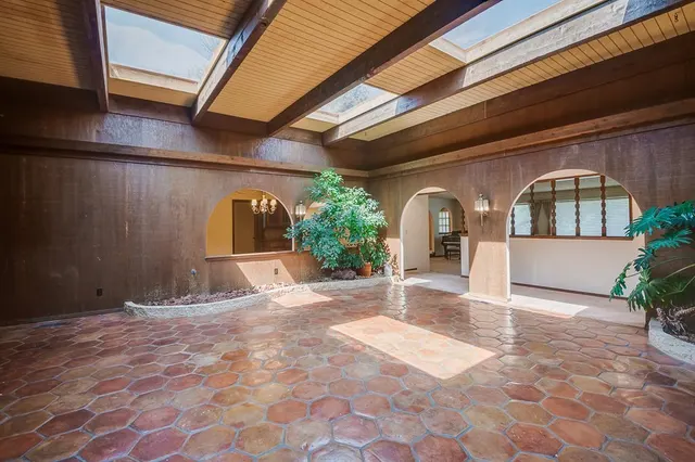 Photo 4 — 6109 Shaftsbury Road, Oklahoma City, OK 73132