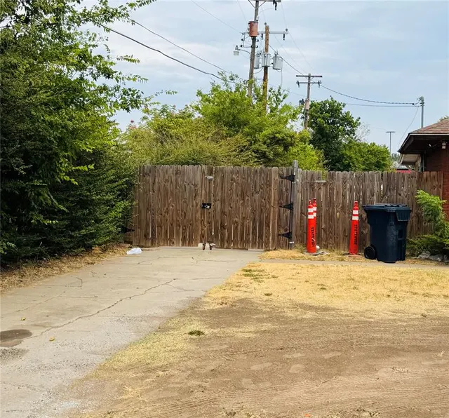 Photo 4 — 2316 N Minnie Lane, Oklahoma City, OK 73127