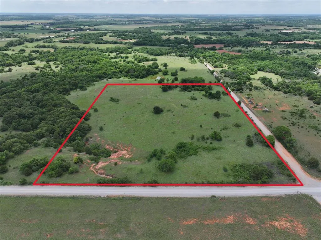 Photo 2 — 2 E 1450th Road, Bradley, OK 73052