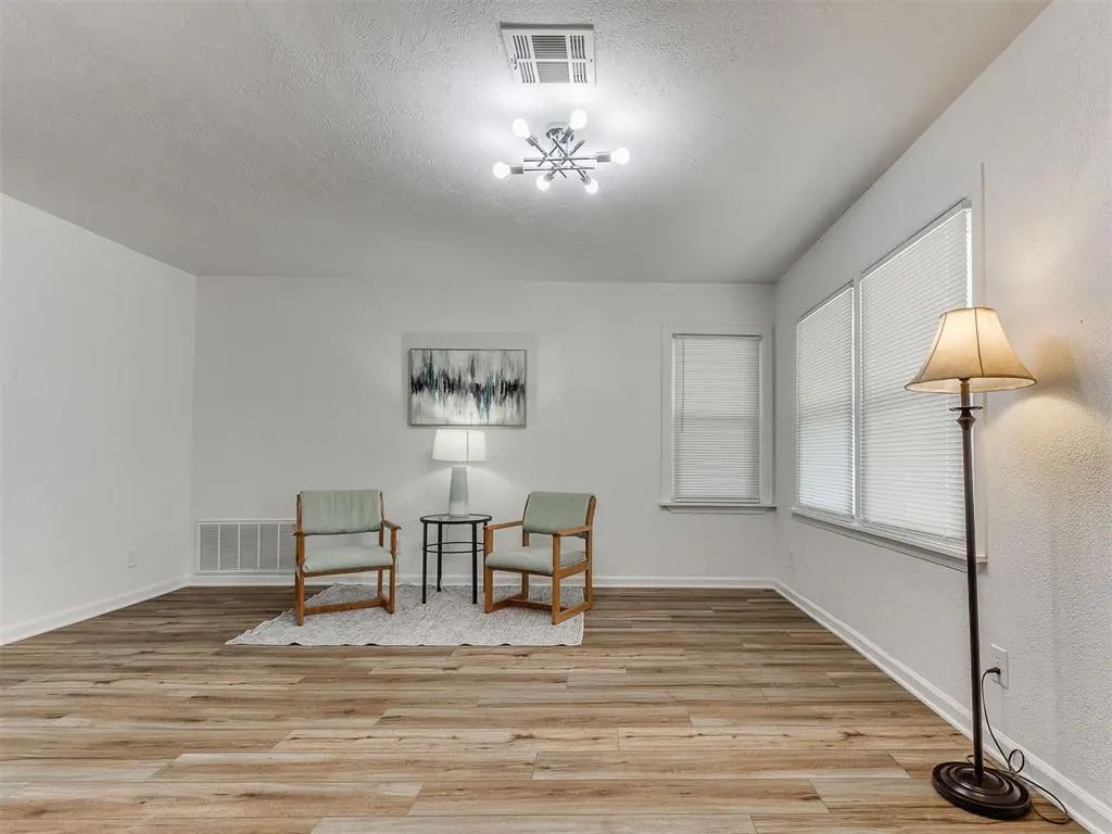 Photo 11 — 1108 Jet Drive, Oklahoma City, OK 73110