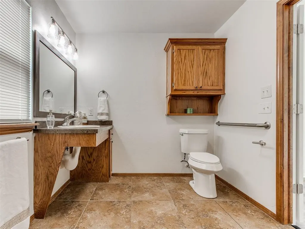 Photo 32 — 1108 Jet Drive, Oklahoma City, OK 73110