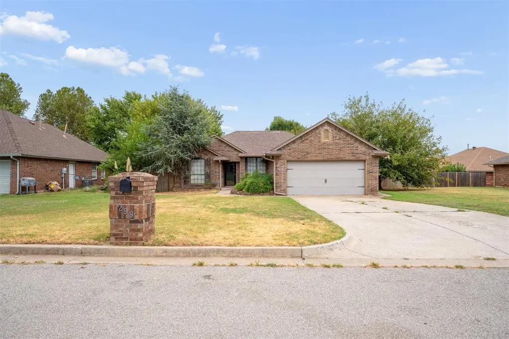 Photo 2 — 298 Harvest Hills Road, Harrah, OK 73045