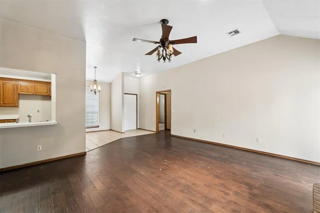 Photo 10 — 298 Harvest Hills Road, Harrah, OK 73045