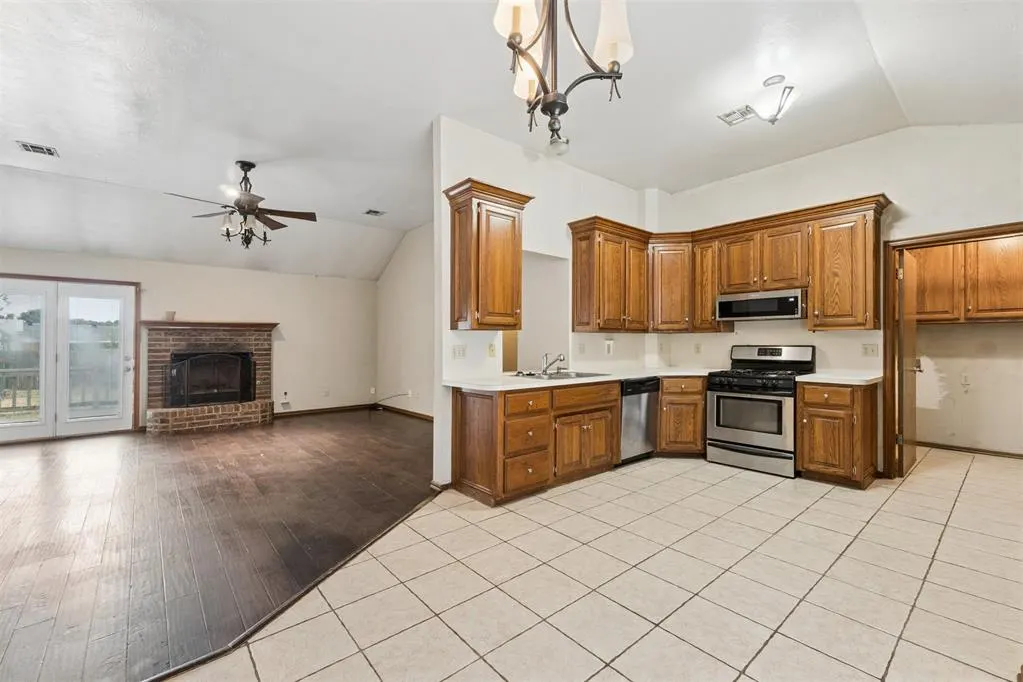 Photo 13 — 298 Harvest Hills Road, Harrah, OK 73045