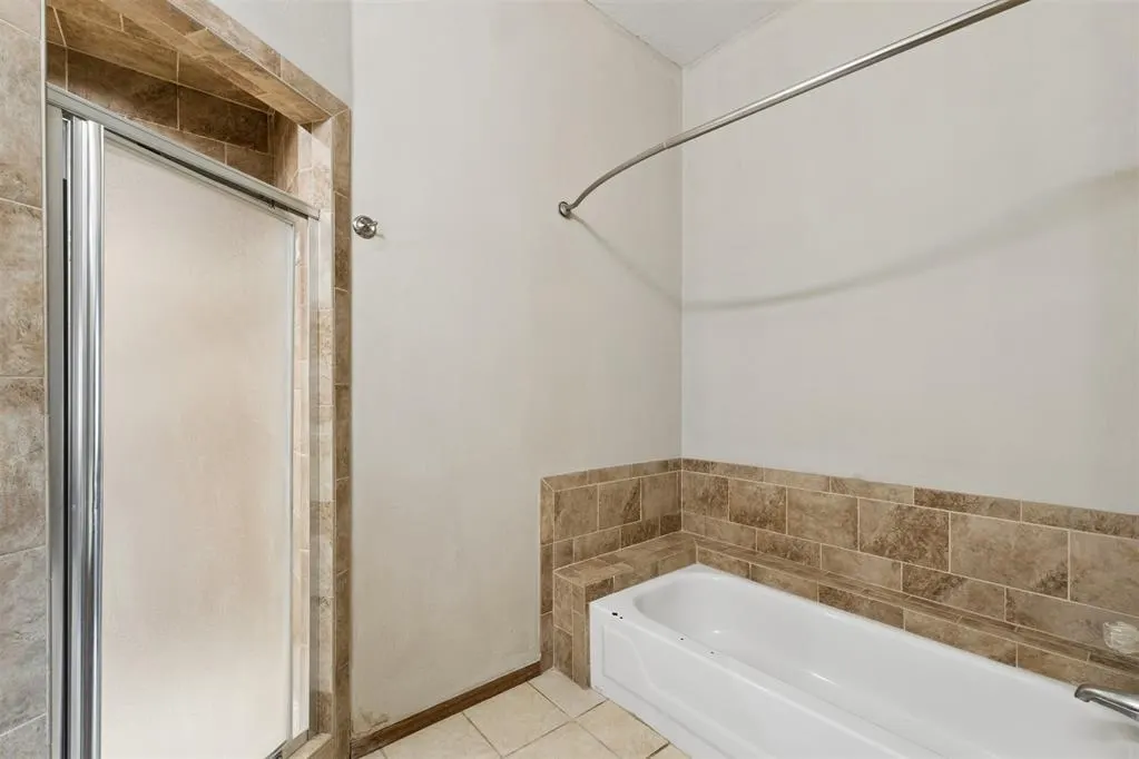 Photo 25 — 298 Harvest Hills Road, Harrah, OK 73045
