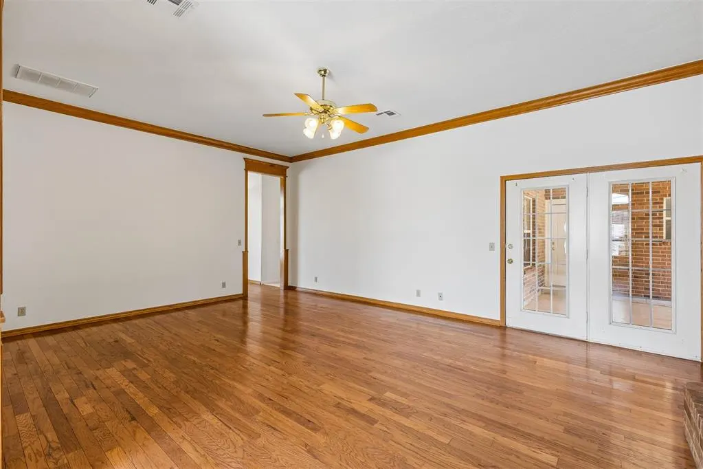 Photo 7 — 1800 Coopers Hawk Court, Edmond, OK 73003
