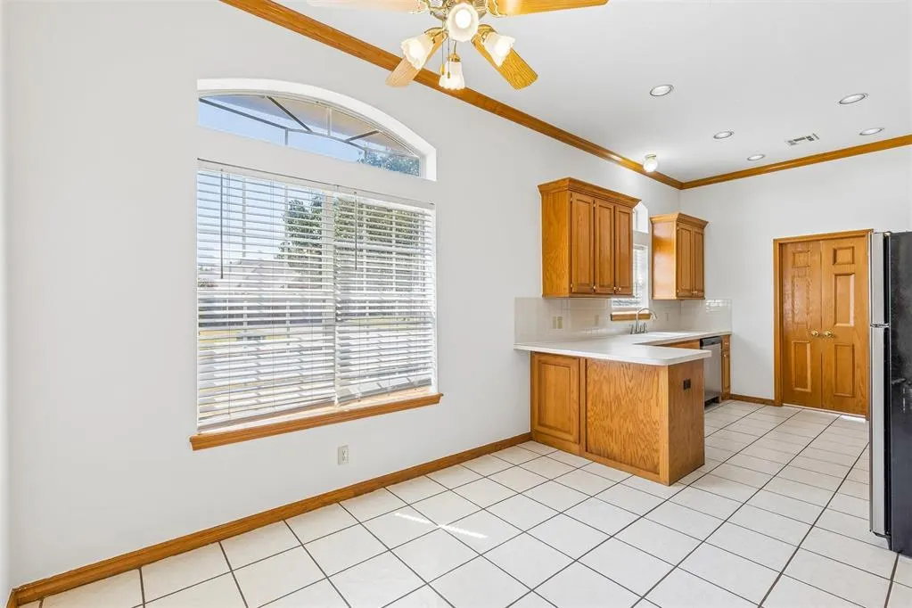 Photo 14 — 1800 Coopers Hawk Court, Edmond, OK 73003