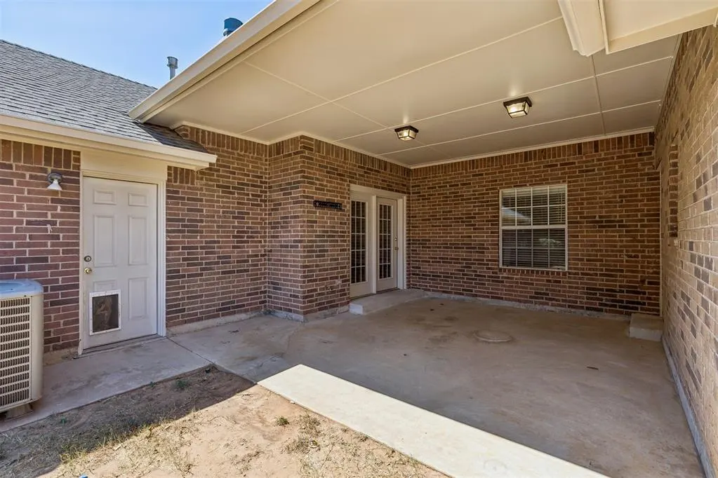 Photo 41 — 1800 Coopers Hawk Court, Edmond, OK 73003