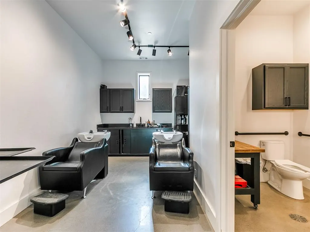 Photo 7 — 1709 Wheeler Street, Oklahoma City, OK 73108