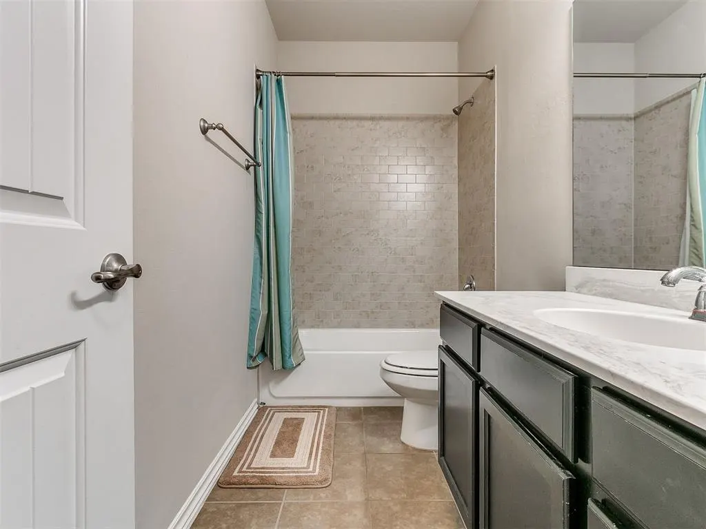 Photo 34 — 8128 NW 107th Street, Oklahoma City, OK 73162