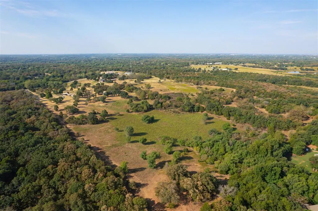 Photo 7 — 7525 Alameda Drive, Norman, OK 73026