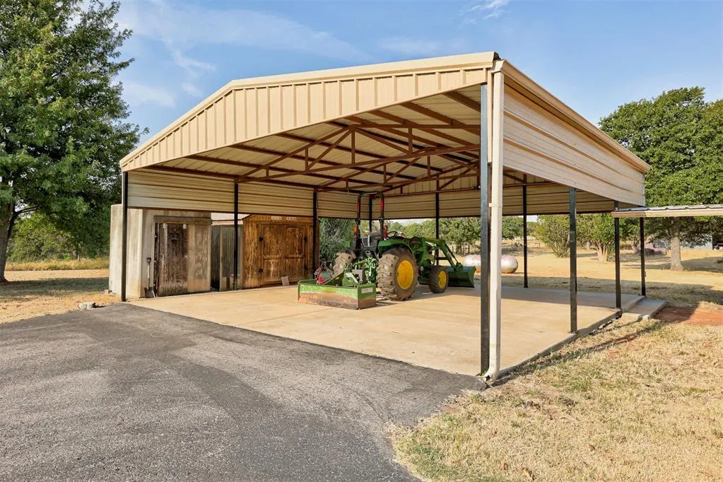 Photo 11 — 7525 Alameda Drive, Norman, OK 73026