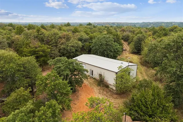Photo 6 — 11009 E Bentwood Road, Norman, OK 73026