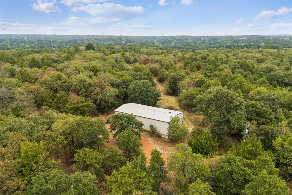Photo 7 — 11009 E Bentwood Road, Norman, OK 73026