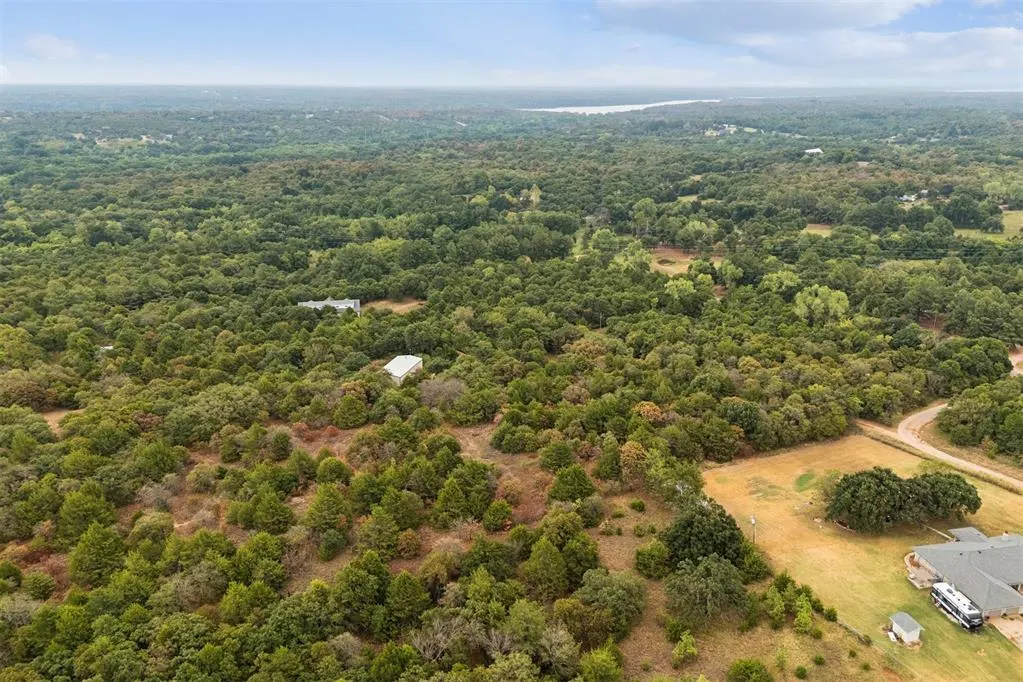 Photo 12 — 11009 E Bentwood Road, Norman, OK 73026