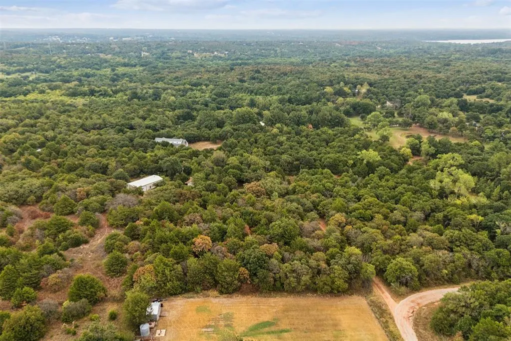Photo 13 — 11009 E Bentwood Road, Norman, OK 73026