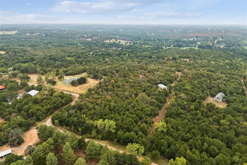 Photo 16 — 11009 E Bentwood Road, Norman, OK 73026