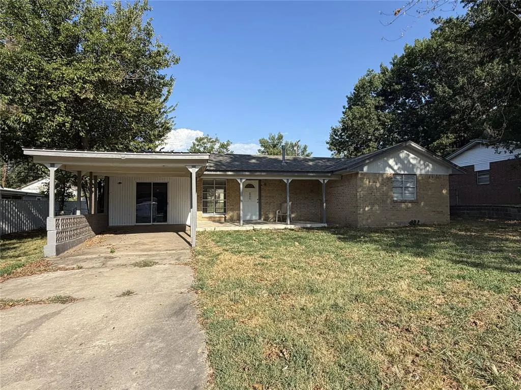 Front exterior — 1414 Mitacek Avenue, Prague, OK 74864