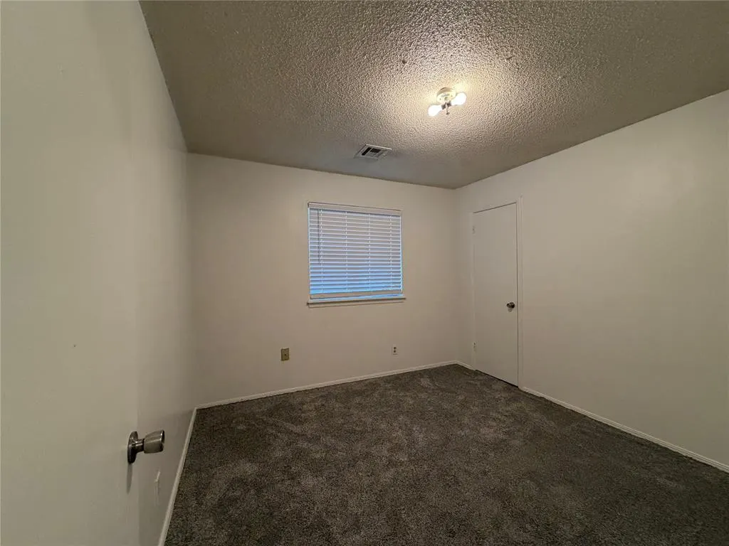 Photo 11 — 1414 Mitacek Avenue, Prague, OK 74864