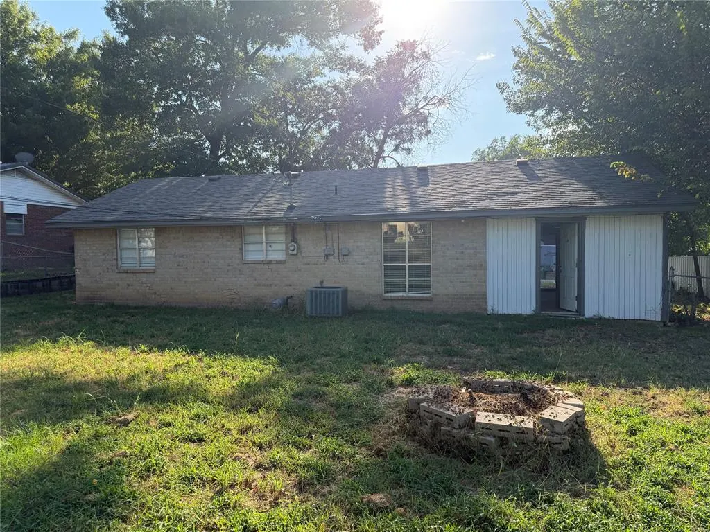 Photo 17 — 1414 Mitacek Avenue, Prague, OK 74864
