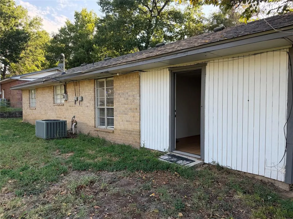 Photo 19 — 1414 Mitacek Avenue, Prague, OK 74864