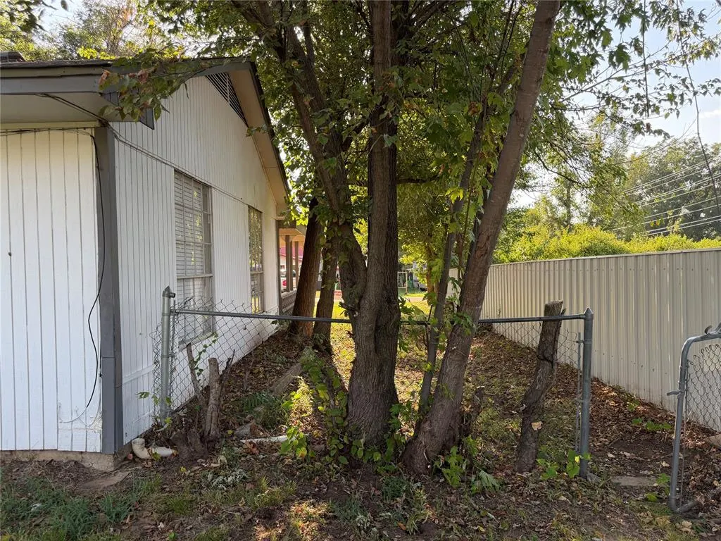 Photo 20 — 1414 Mitacek Avenue, Prague, OK 74864