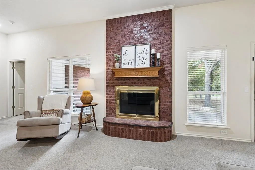 Photo 8 — 2117 E Oakridge Drive, Norman, OK 73026