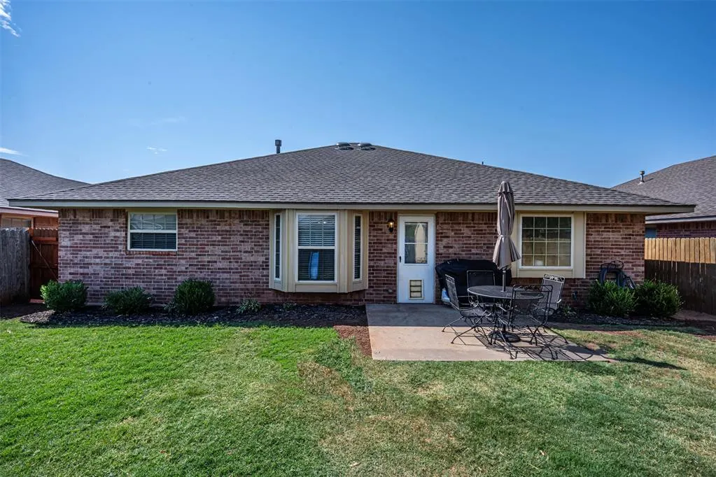 Photo 31 — 11625 SW 10th Street, Yukon, OK 73099