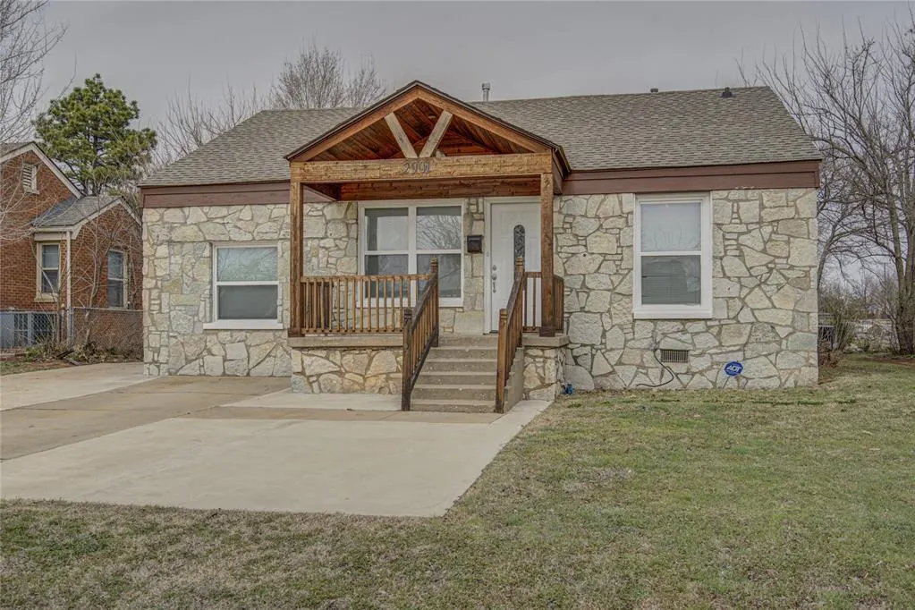 Front exterior — 2901 NW 43rd Street, Oklahoma City, OK 73112
