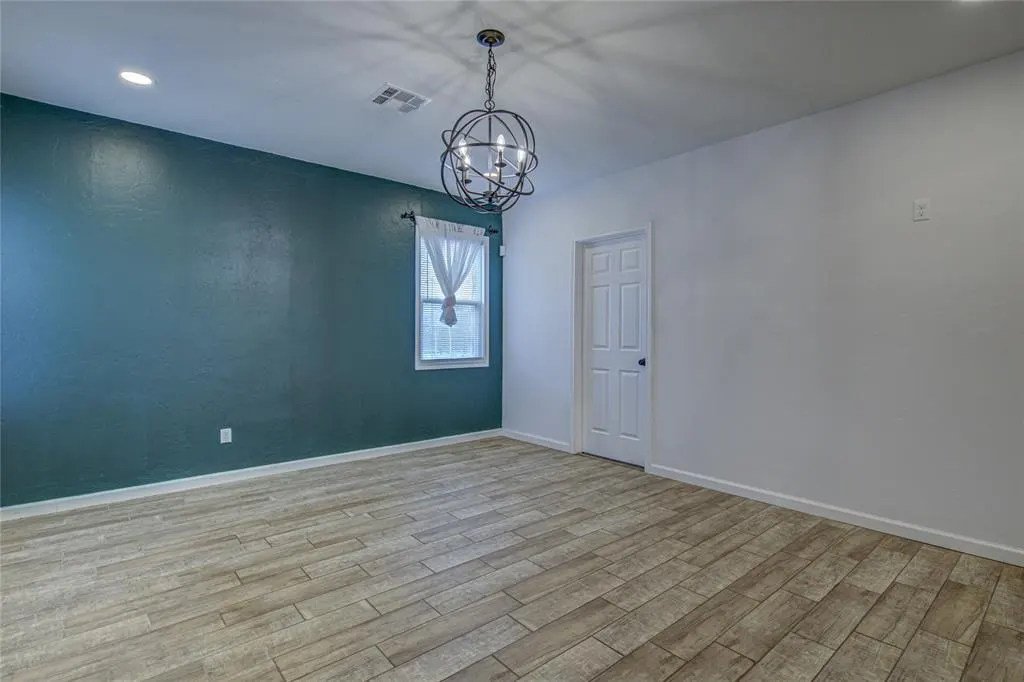 Photo 18 — 2901 NW 43rd Street, Oklahoma City, OK 73112