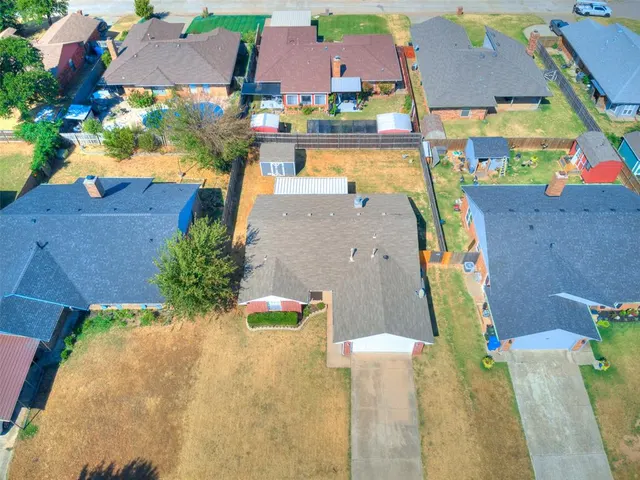 Photo 3 — 417 Blue Spruce Drive, Oklahoma City, OK 73130