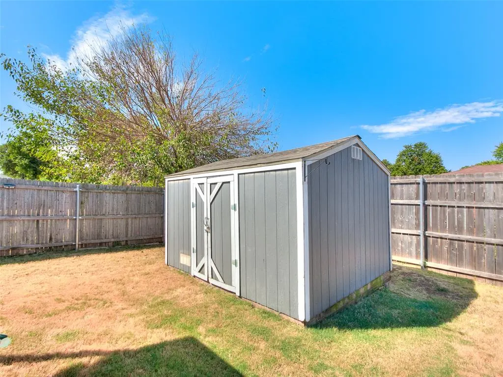 Photo 24 — 417 Blue Spruce Drive, Oklahoma City, OK 73130