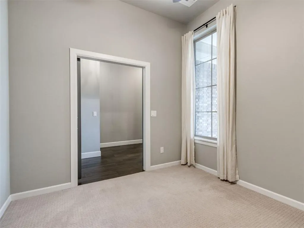 Photo 11 — 2424 Crystal Creek Drive, Yukon, OK 73099