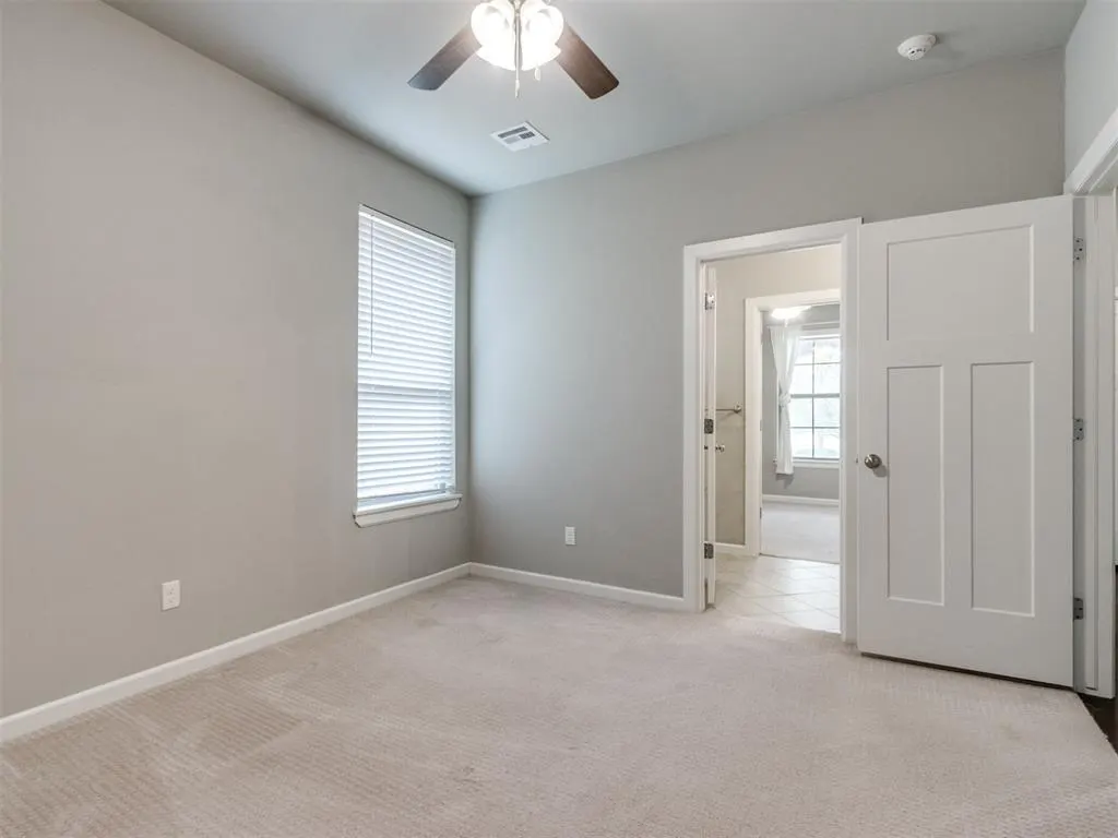 Photo 18 — 2424 Crystal Creek Drive, Yukon, OK 73099