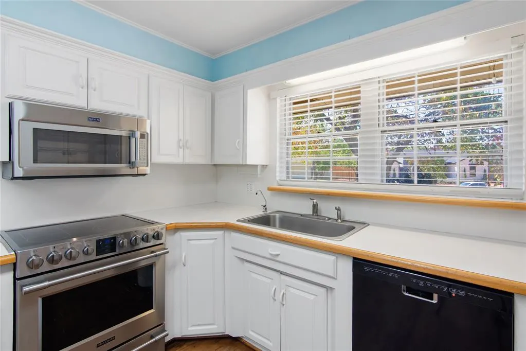 Photo 20 — 1609 Glenbrook Terrace, Nichols Hills, OK 73116