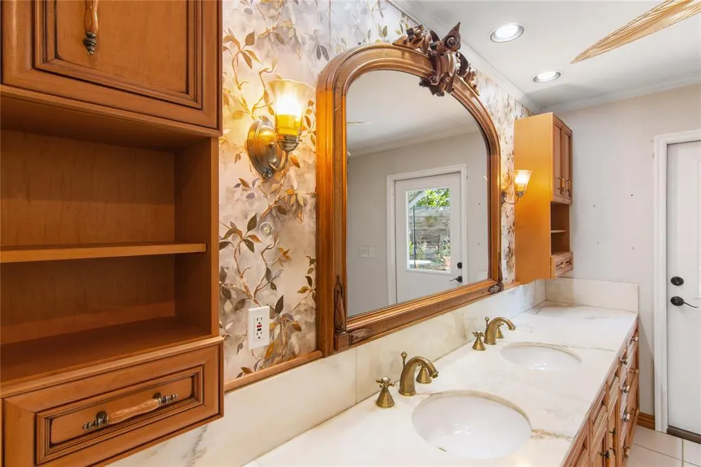 Photo 30 — 1609 Glenbrook Terrace, Nichols Hills, OK 73116