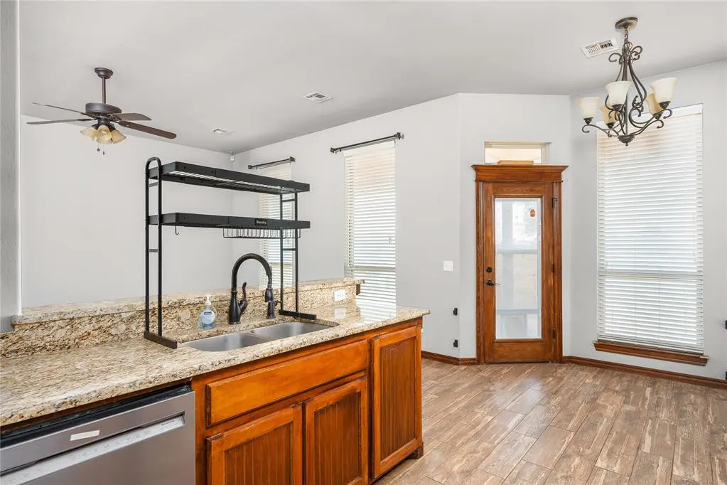 Photo 11 — 2265 County Road 1258, Blanchard, OK 73010